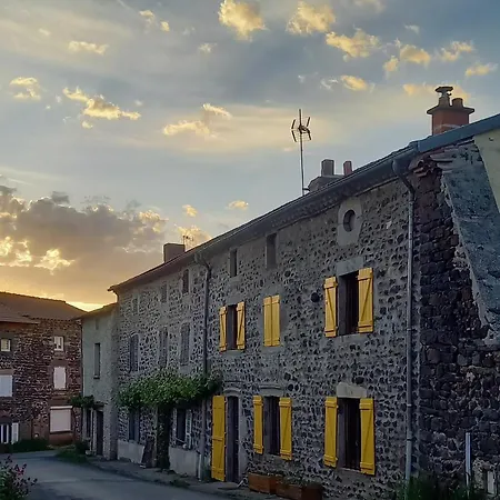 Casa de Férias La Cadette Des 2 Frangines Mazeyrat-Aurouze